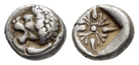 IONIA. Miletos.(Late 6th-early 5th centuries BC).Obol.

Obv : Head of lion left.

Rev : Stellate pattern within incuse square.
SNG Kayhan I 476-482.

...
