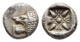 IONIA. Miletos.(Late 6th-early 5th centuries BC).Obol.

Obv : Head of lion left.

Rev : Stellate pattern within incuse square.
SNG Kayhan I 476-482.

...