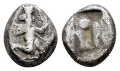 ACHAEMENID KINGS of PERSIA.Time of Darios I to Xerxes II.(485-420 BC).Sardes.Siglos.

Obv : Persian king in kneeling-running stance right, holding spe...
