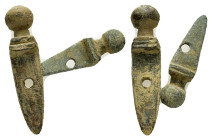 ANCIENT ROMAN BRONZE SWORDS PENDANT.(Circa 1st - 2nd century).Ae.

Condition : Good very fine.

Weight : 14.79 gr
Diameter : mm