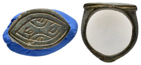 ANCIENT BYZANTINE BRONZE RING.(3rd–4th centuries).Ae.

Condition : Good very fine.

Weight : 9.55 gr
Diameter : 23 mm