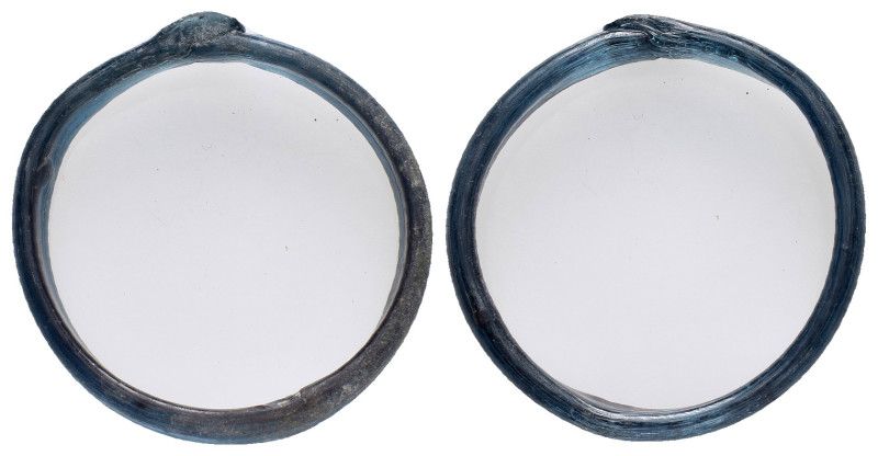 ANCIENT ROMAN GLASS BRACELET.(1st-2nd century).Ae.

Condition : Good very fine.
...