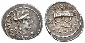 Plaetoria. Denario. 67 a.C. Roma. (Ffc-978). (Craw-409/2). (Cal-1110). Anv.: Cabeza de Cibeles con corona Mural a derecha, con globo delante y detrás ...