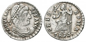 Valens. Silicua. 368-75 d.C. Treveri. (Spink-19675). (Ric-27b). Rev.: VRBS ROMA. Roma sentada a izquierda con Victoria y cetro, en exergo TRPS. Ag. 1,...