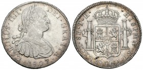 Carlos IV (1788-1808). 8 reales. 1807. México. TH. (Cal-707). Ag. 26,93 g. Buen ejemplar. Restos de brillo original. EBC/EBC+. Est...180,00.