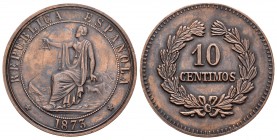 I República (1873-1874). 10 céntimos. 1873. Ae. 8,86 g. El anverso es obra del grabador García que hizo la medalla de proclamación de la Primera Repúb...
