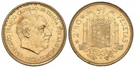 Estado español (1936-1975). 2,50 pesetas. 1953*19-69. (Cal-71). 7,00 g. Proviene de tira FNMT. Rara. SC. Est...600,00.