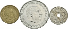 Estado español (1936-1975). Serie completa de tres valores. 1951*E-51. Madrid. (Cal-138). II Exposición Nacional de Numismática. En su envoltorio orig...