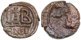 Byzantine Empire Æ
4.58g. 17mm. G/XF. 