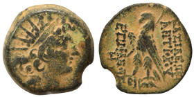 SELEUKID KINGS of SYRIA. Antiochos VIII Epiphanes (Grypos), 121/0-97/6 BC. Ae (bronze, 6.16 g, 19 mm), Antioch on the Orontes. Diademed and radiate he...