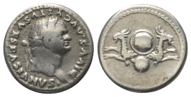 Vespasianus (69 - 79 n. Chr.). Divus Vespasianus.

 Denar (Silber). 80 - 81 n. Chr. Rom.
Vs: DIVVS AVGVSTVS VESPASIANVS. Kopf mit Lorbeerkranz rech...