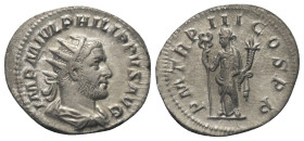 Philippus I. Arabs (244 - 249 n. Chr.).

 Antoninian (Silber). 245 - 246 n. Chr. Rom.
Vs: IMP M IVL PHILIPPVS AVG. Büste mit Strahlenkrone, Paludam...