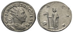 Traianus Decius (249 - 251 n. Chr.).

 Antoninian (Silber). 249 - 251 n. Chr. Rom.
Vs: IMP C M Q TRAIANVS DECIVS AVG. Büste mit Strahlenkrone, Palu...