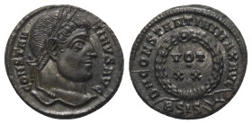 Constantinus I. (307 - 337 n. Chr.).

 Follis (Bronze). 321 - 324 n. Chr. Siscia.
Vs: CONSTANTINVS AVG. Kopf mit Lorbeerkranz rechts.
Rs: D N CONS...