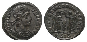 Constantius II. (337 - 361 n. Chr.).

 Centenionalis (Bronze). 347 - 348 n. Chr. Siscia.
Vs: CONSTANS P F AVG. Büste mit Rosettendiadem, Paludament...