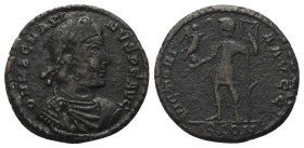 Magnus Maximus (383 - 388 n. Chr.).

 Bronze. 383 - 388 n. Chr. Arelate.
Vs: D N MAG MAXI - MVS PF AVG. Kopf mit Perlendiadem, Panzer und Paludamen...