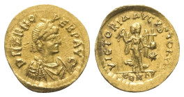 Zeno (476 - 491 n. Chr.).

 Tremissis (Gold). 476 - 491 n. Chr. Constantinopolis.
Vs: D N ZENO PERP AVG. Büste mit Perldiadem, Paludament und Panze...