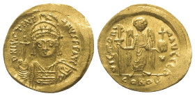 Iustinianus I. (527 - 565 n. Chr.).

 Solidus (Gold). 542 - 565 n. Chr. Constantinopolis.
Vs: D N IVSTINI - ANVS P P AVG. Büste mit Helm, Perldiade...