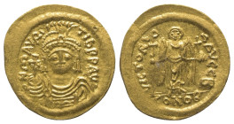 Mauricius Tiberius (582 - 602 n. Chr.).

 Solidus (Gold). 583 - 602 n. Chr. Constantinopolis.
Vs: DN mAURC - TIb PP AVC. Behelmte Büste des Kaisers...