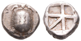 Antike Griechen
Aigina Stater (12,23g), ca. 450-430 v. Chr. Av: Landschildkrote. Rev: Incusum. SNG Cop. 516/517, ss.