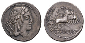 Antike Römer
Münzen Römische Republik L. Julius Bursio, Denar (3,78g), 85 v. Chr., Rom. Av: Büste des Apollo nach rechts, dahinter Dreizack und Blume...