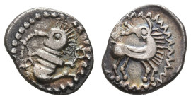 Antike Kelten
 Hessen und Rheinland, Quinar (1,56g), 1. Jh. v. Chr., Typ "Tanzendes Männlein". Av: Tanzendes Männlein. Rev: Pferd nach rechts. Forrer...
