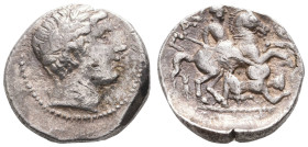 Antike Griechen
Makedonien Paionien, Patraos, Tetradrachme (12,52g), 335-315 v. Chr. Av: Apollonkopf nach rechts. Rev: Reiter mit Lanze ersticht eine...