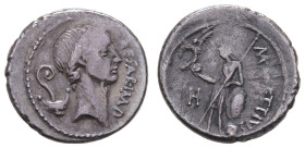 Antike Römer
Münzen Römische Republik M. Mettius, Denar (3,76g), 44 v. Chr., Rom. Av: Kopf nach rechts, dahinter Lituus und Culullus, davor "CAESAR I...