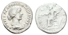 Antike Römer
Münzen Römische Kaiserzeit Lucilla, 164-166, Denar (3,06g), Rom. Av: Büste nach rechts, darum Umschrift. Rev: Sitzende Concordia mit Pat...