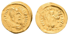 Antike Byzanz
 Justinus II., 565-578, Tremissis (1,41g), Konstantinopel. Av: Büste nach rechts, darum Umschrift. Rev: Stehende Victoria mit Kranz und...