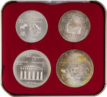 Sammlungen und Nachlässe Nachlässe
 OLYMPIA, kleiner Posten mit diversen Sets: 1x Olympia Moskau 1980 zu 6x 1 Rubel im Etui in PP, 2x Set Olympia Mon...