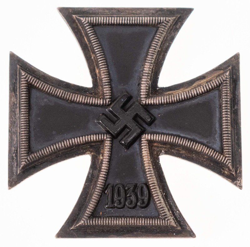 Allg. militärische Auszeichnungen 2. Weltkrieg
 Eisernes Kreuz 1939 1. Klasse, ...