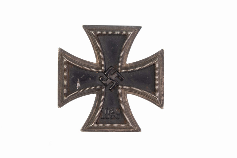 Allg. militärische Auszeichnungen 2. Weltkrieg
 Eisernes Kreuz 1939 1. Klasse, ...