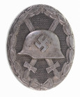 Allg. militärische Auszeichnungen 2. Weltkrieg
 Verwundetenabzeichen in Silber, massiv, 2. Form, Tombak versilbert, OEK 3845, Zustand 2.