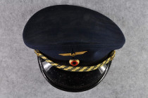 Militaria Nachlässe
 "Kunterbunter" Nachlass mit u.a. Orden und Abzeichen, Medaillen, Schirmmützen, Helme, Urkunden, Reservistenpfeifen, Fotos, Dokum...