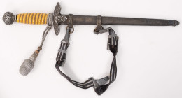 Blankwaffen Deutschland
 Luftwaffe, Dolch für Offiziere, Ausführung mit orangefarbenem Griff, Drahtwicklung intakt, Klinge mit Hersteller "Siegfried ...