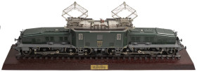 Märklin Spur I Sondermodelle
 Spur I AC E-Lok Be 6/8 "Krokodil" der SBB,13253, schweres Modell auf Sockel, limitiert auf 3.300 St., Vitrinenmodell, O...