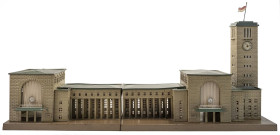 Märklin Gebäude/Bahnhöfe
 STUTTGARTER BAHNHOF, der legendäre zweiteilige große Bahnhof von Märklin aus der Vorkriegszeit in bespielter, aber altersbe...