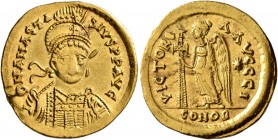 Anastasius I, 491-518. Solidus (Gold, 21 mm, 4.52 g, 6 h), Constantinopolis, 491-498. D N ANASTASIVS P P AVG Pearl-diademed, helmeted and cuirassed bu...