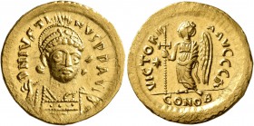 Justin I, 518-527. Solidus (Gold, 20 mm, 4.47 g, 7 h), Constantinopolis, 518-519. D N IVSTINVS P P AVG Pearl-diademed, helmeted and cuirassed bust of ...