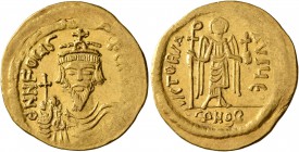 Phocas, 602-610. Solidus (Gold, 22 mm, 4.41 g, 6 h), Constantinopolis, 607-610. d N FOCAS P[ЄRP AVI] Draped and cuirassed bust of Phocas facing, weari...