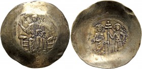 John II Comnenus, 1118-1143. Aspron Trachy (Electrum, 31 mm, 3.79 g, 6 h), Constantinopolis. Christ seated facing on throne without back, wearing pall...