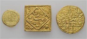 A lot containing 3 gold coins. All: Islamic. Very fine to good very fine. LOT SOLD AS IS, NO RETURNS. 3 coins in lot.


From the Maggiore Collectio...
