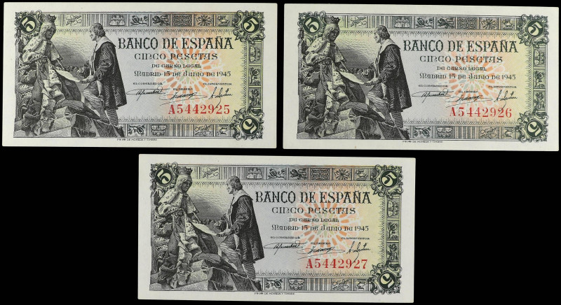 SPANISH BANK NOTES: ESTADO ESPAÑOL

Lote 3 billetes 5 Pesetas. 15 Junio 1945. ...