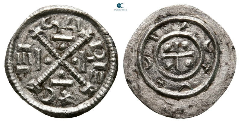 Hungary. AD 1100-1200. 
Denár AR

13 mm, 0,48 g



Very Fine