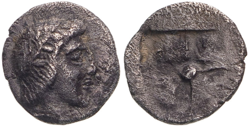 ANCIENT GREECE. IONIA, KOLOPHON(?). 
Silver hemiobol, circa 500-450 BC. 
Obv: ...