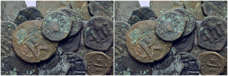 Large lot of 20 Byzantine bronzes , Æ , 140.71 g.

Good Fine