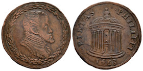 Philip II (1556-1598). Jeton. 1563. (Dugn-2345). Anv.: Bust of Philip II with cuirass to right, inside a wreath. Rev.: ·PIETAS· / ·PHILIPPI· Circular ...