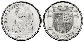 II Republic (1931-1939). 1 peseta. 1933*3-4. Madrid. (Cal-35). Ag. 4,97 g. Shield rotated 90 degrees. Surface hairlines. Original luster. Almost MS. E...