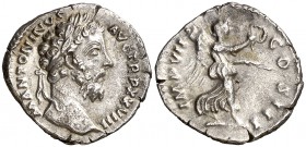 (174 d.C.). Marco Aurelio. Denario. (Spink 4904 var) (S. 325) (RIC. 301). 3,35 g. MBC+.